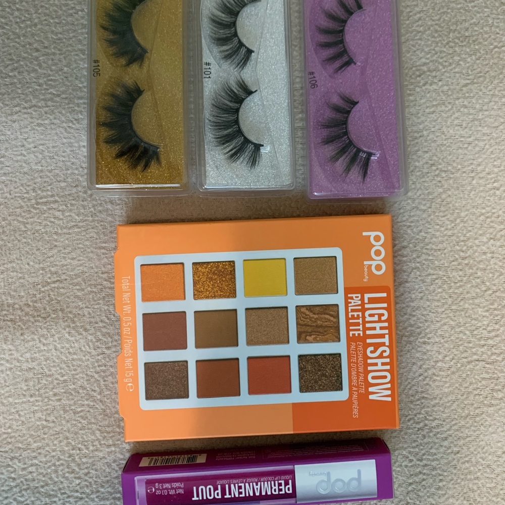 Makeup bundle
